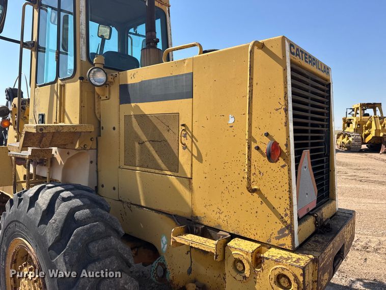 image for item EW4608 1985 Caterpillar IT28 wheel loader