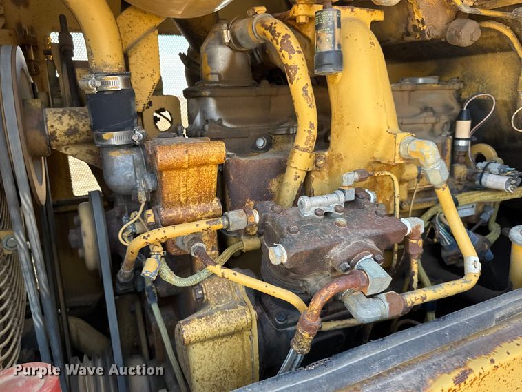 image for item EW4608 1985 Caterpillar IT28 wheel loader