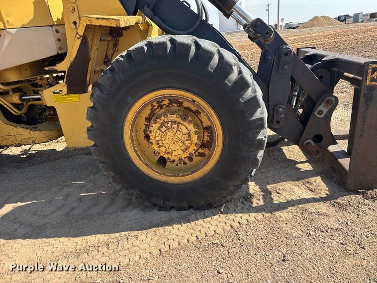 image for item EW4608 1985 Caterpillar IT28 wheel loader