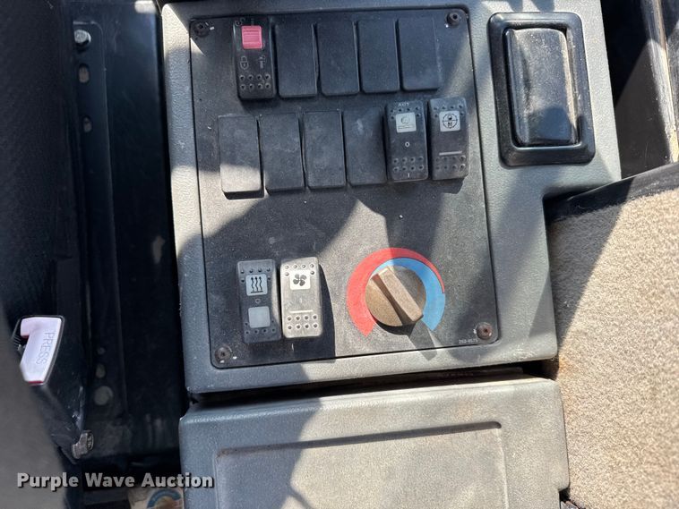 image for item EW4609 2006 Caterpillar 938G wheel loader