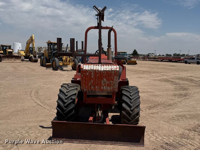image for item EW4610 1999 Ditch Witch 8020T trencher