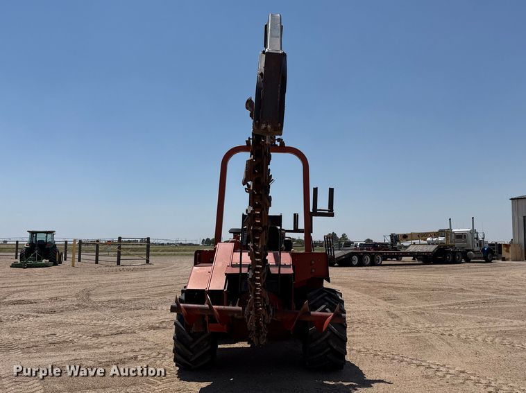 image for item EW4610 1999 Ditch Witch 8020T trencher