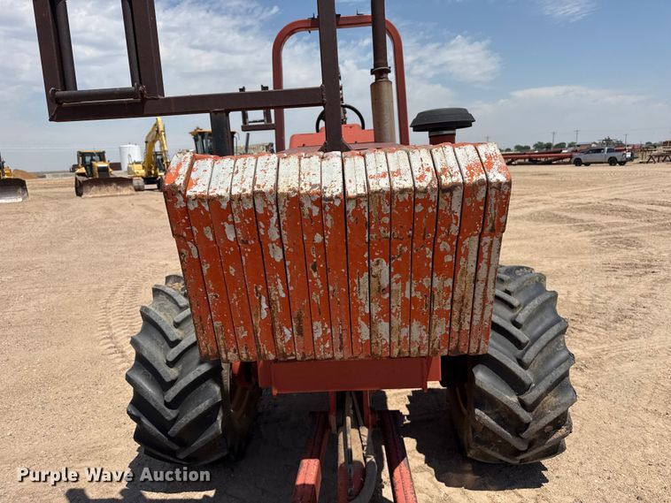 image for item EW4610 1999 Ditch Witch 8020T trencher