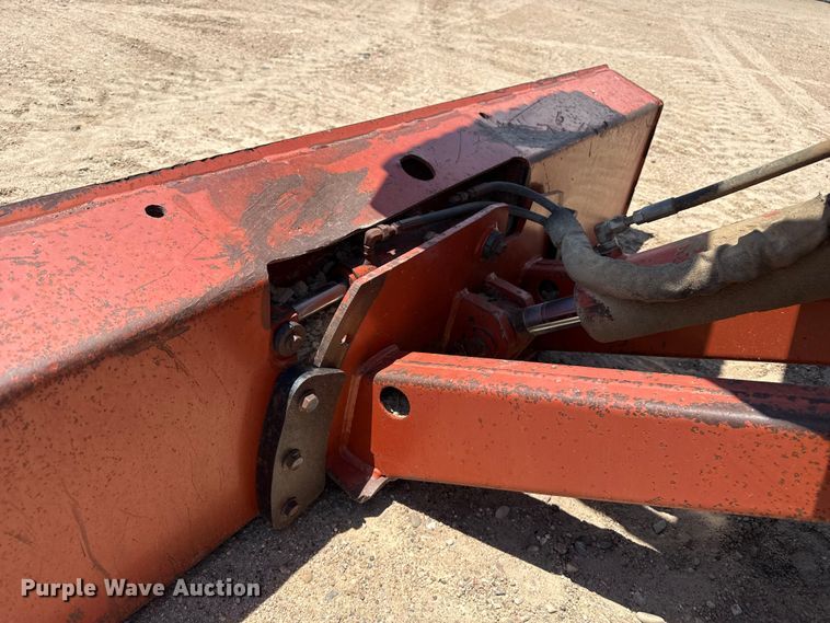 image for item EW4610 1999 Ditch Witch 8020T trencher