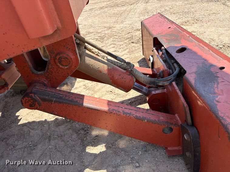 image for item EW4610 1999 Ditch Witch 8020T trencher