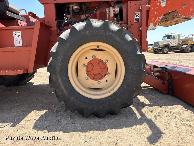 image for item EW4610 1999 Ditch Witch 8020T trencher