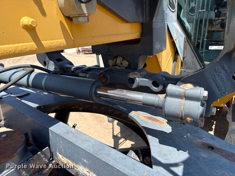 image for item EW4611 2007 John Deere 770D motor grader