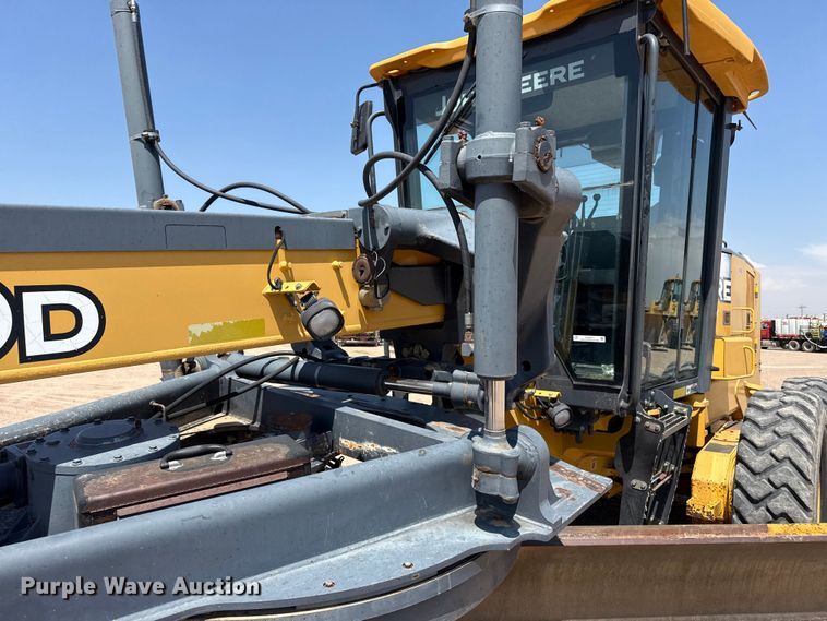 image for item EW4611 2007 John Deere 770D motor grader
