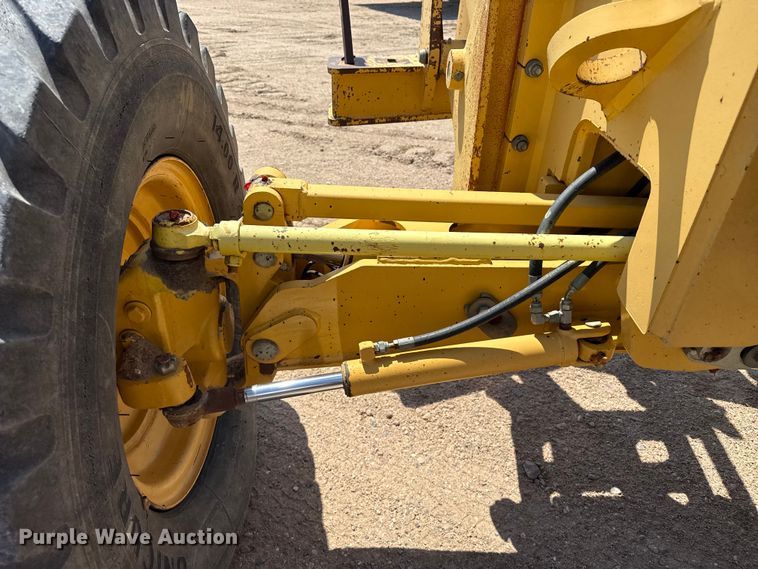 image for item EW4611 2007 John Deere 770D motor grader