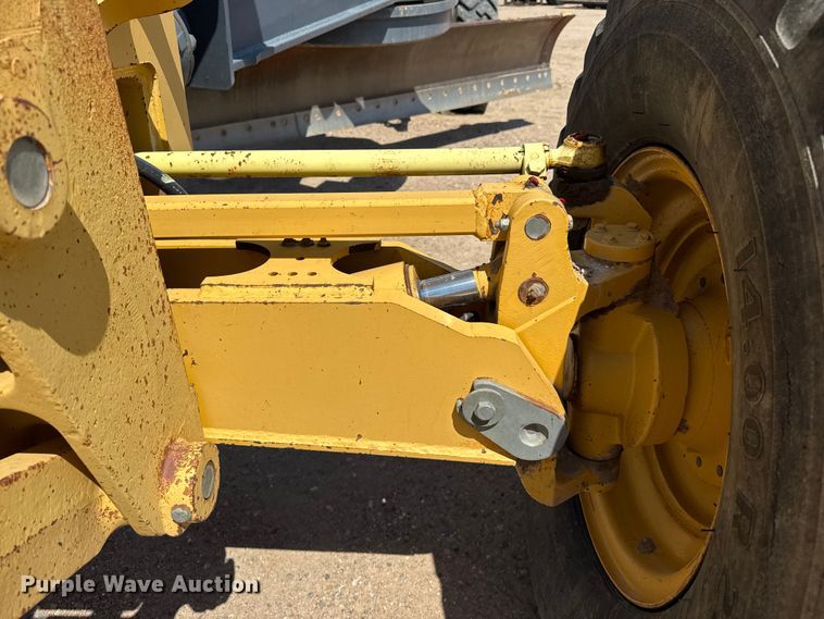 image for item EW4611 2007 John Deere 770D motor grader