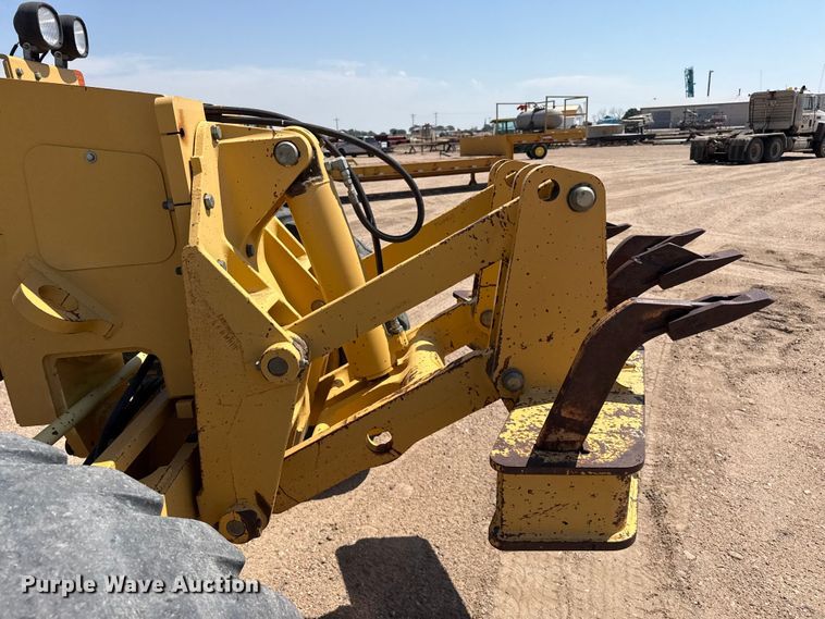 image for item EW4611 2007 John Deere 770D motor grader