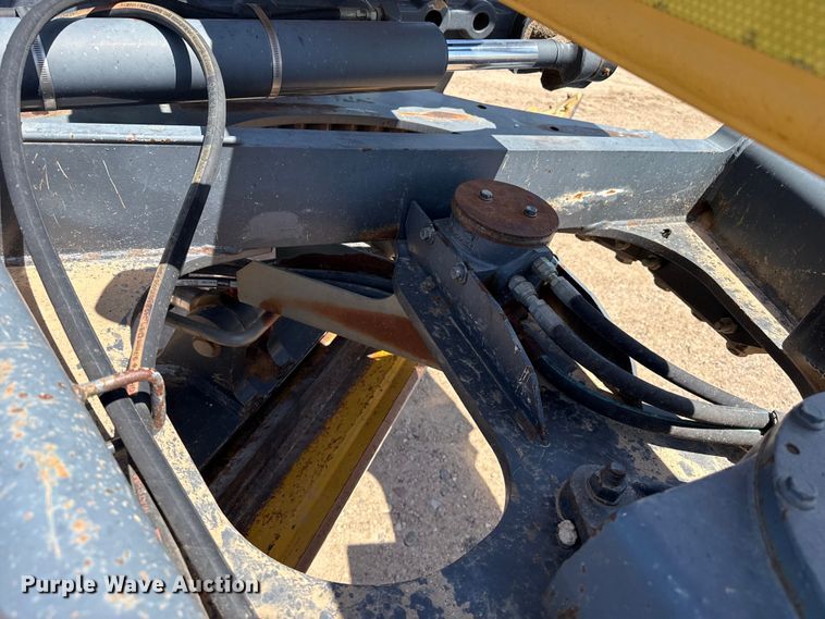 image for item EW4611 2007 John Deere 770D motor grader