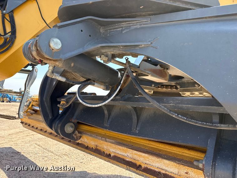 image for item EW4611 2007 John Deere 770D motor grader