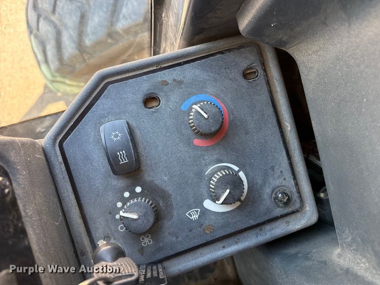 image for item EW4611 2007 John Deere 770D motor grader