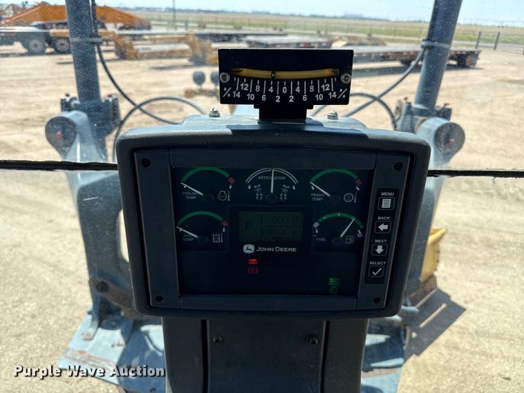 image for item EW4611 2007 John Deere 770D motor grader