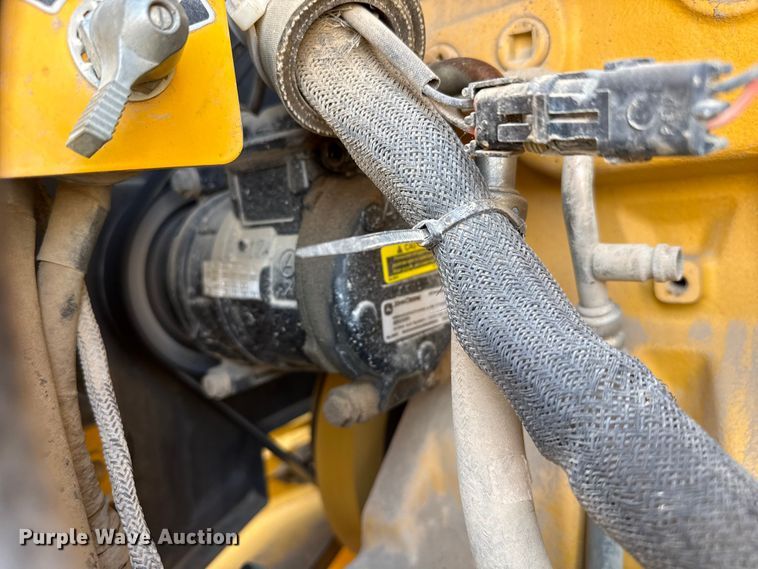 image for item EW4611 2007 John Deere 770D motor grader