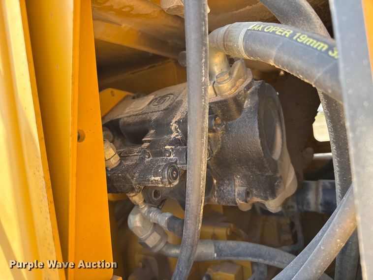 image for item EW4611 2007 John Deere 770D motor grader