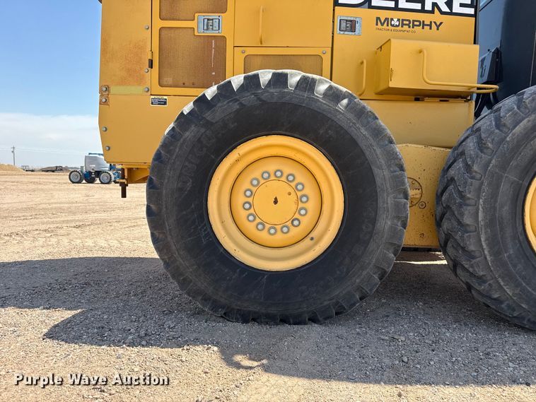 image for item EW4611 2007 John Deere 770D motor grader