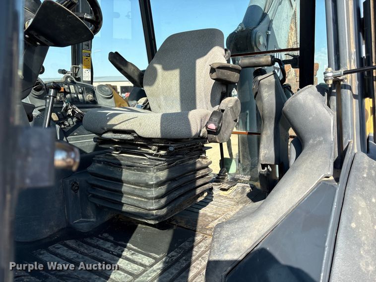 image for item EW4612 2008 John Deere 310SJTC backhoe
