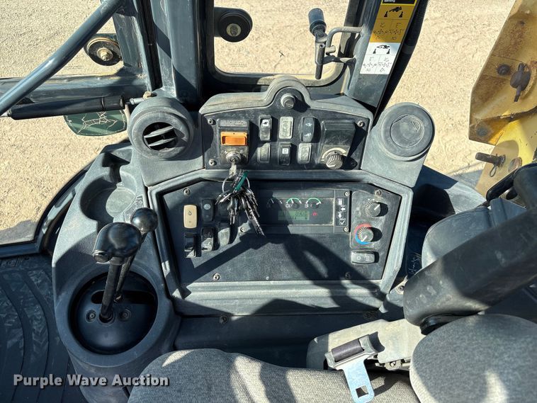 image for item EW4612 2008 John Deere 310SJTC backhoe