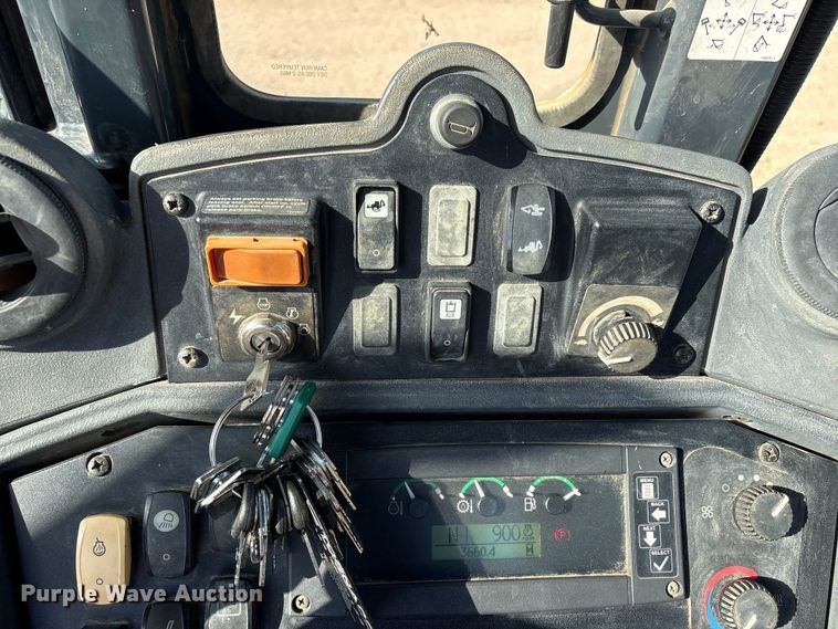 image for item EW4612 2008 John Deere 310SJTC backhoe