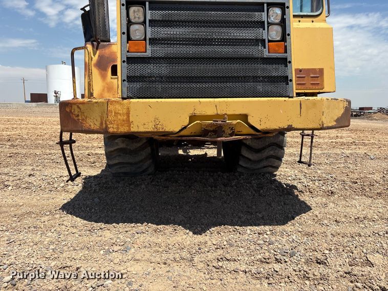 image for item EW4613 1998 Caterpillar 615C Series II elevating scraper