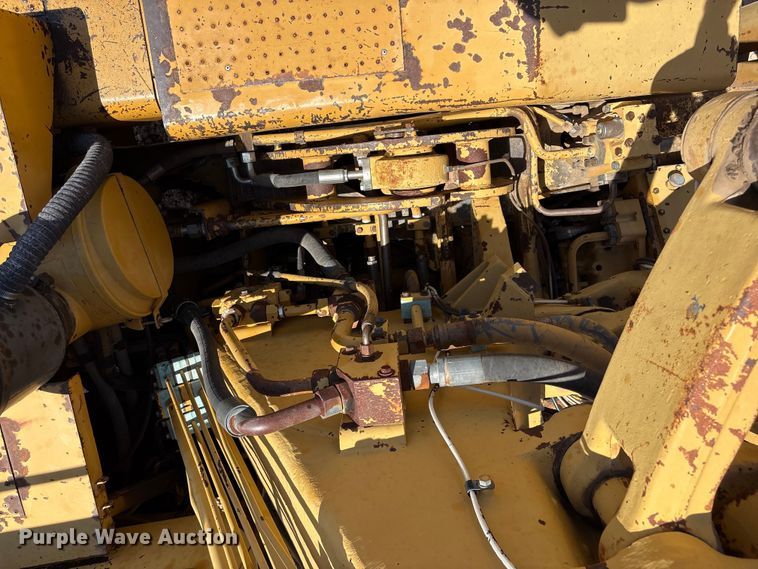 image for item EW4613 1998 Caterpillar 615C Series II elevating scraper