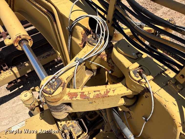 image for item EW4613 1998 Caterpillar 615C Series II elevating scraper