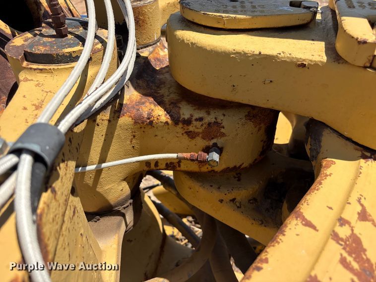 image for item EW4613 1998 Caterpillar 615C Series II elevating scraper