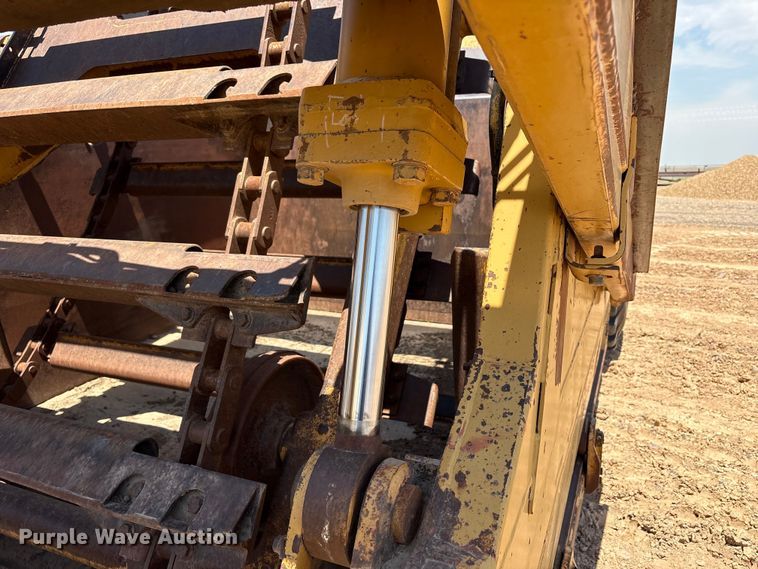 image for item EW4613 1998 Caterpillar 615C Series II elevating scraper