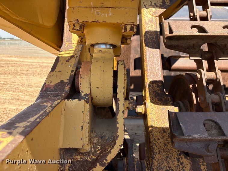 image for item EW4613 1998 Caterpillar 615C Series II elevating scraper