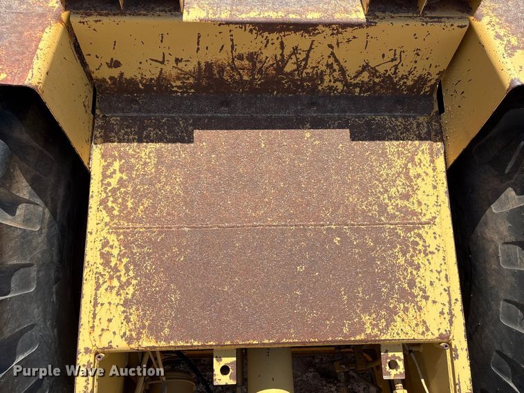 image for item EW4613 1998 Caterpillar 615C Series II elevating scraper