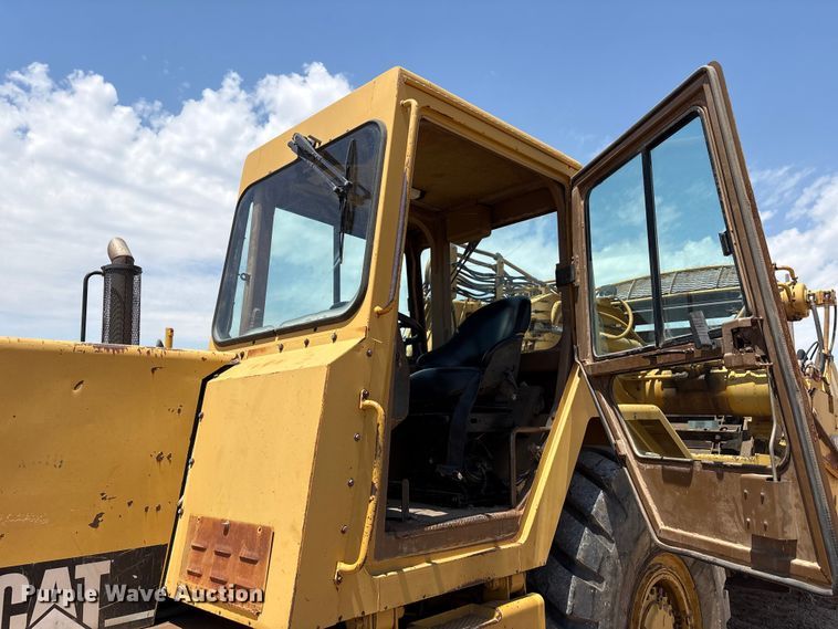 image for item EW4613 1998 Caterpillar 615C Series II elevating scraper