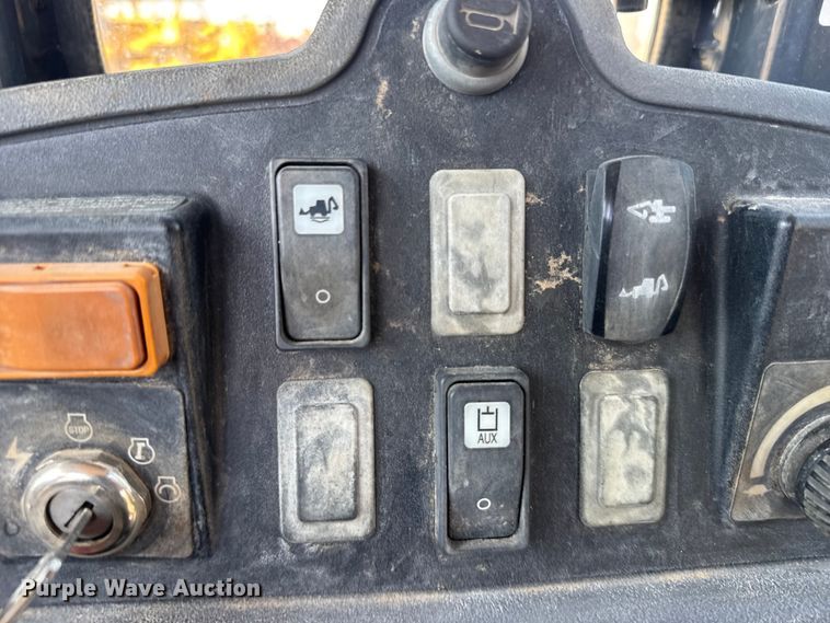 image for item EW4614 2008 John Deere 310SJ TC backhoe
