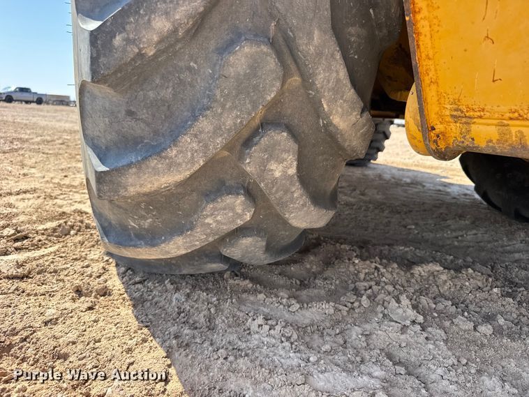 image for item EW4614 2008 John Deere 310SJ TC backhoe