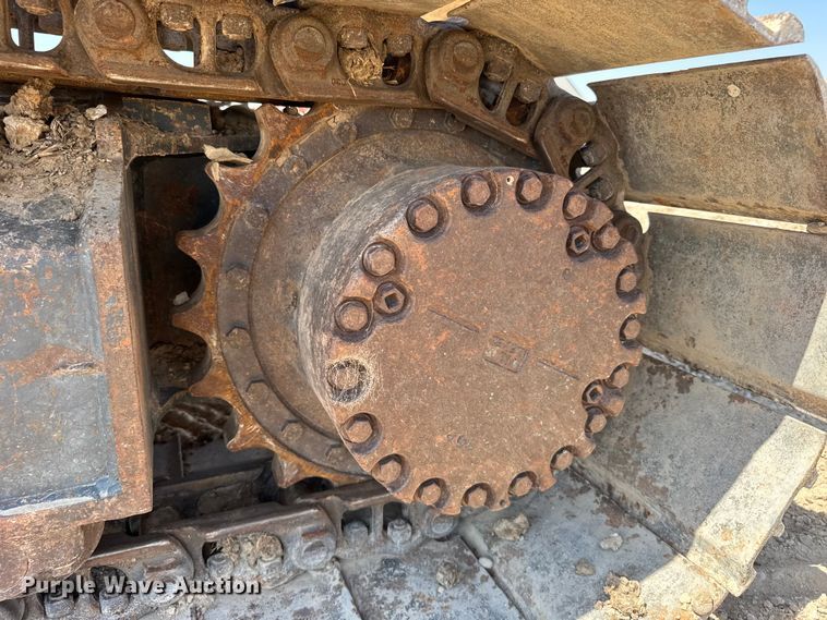 image for item EW4615 2003 Komatsu PC200LC excavator