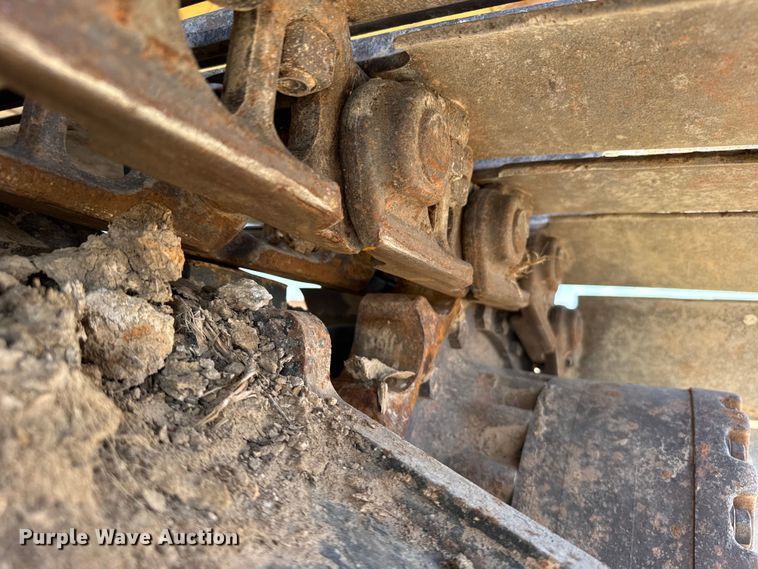 image for item EW4615 2003 Komatsu PC200LC excavator