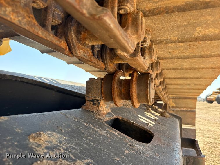image for item EW4615 2003 Komatsu PC200LC excavator