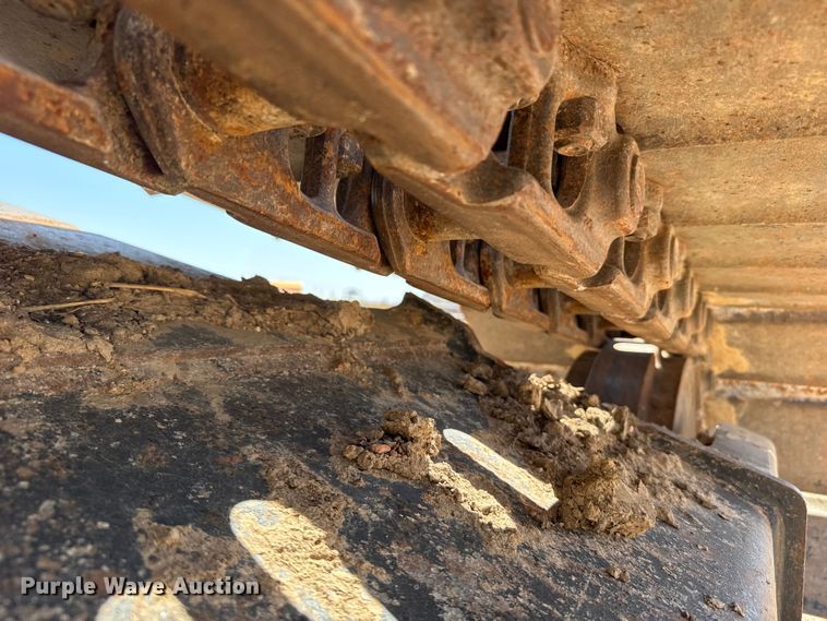 image for item EW4615 2003 Komatsu PC200LC excavator