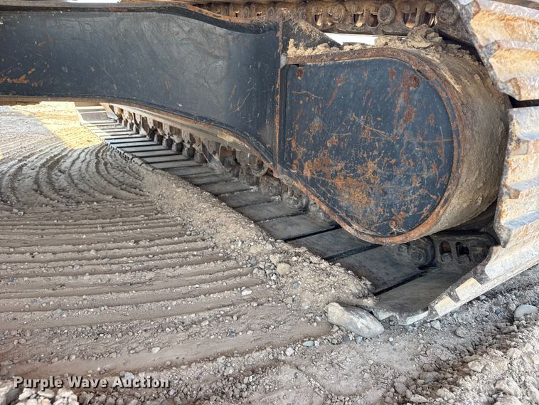 image for item EW4615 2003 Komatsu PC200LC excavator