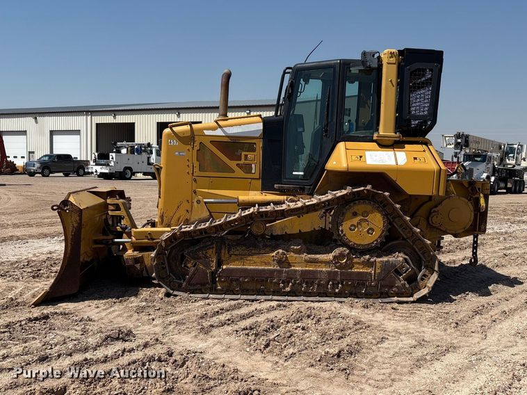image for item EW4616 2007 Caterpillar D6N XL dozer