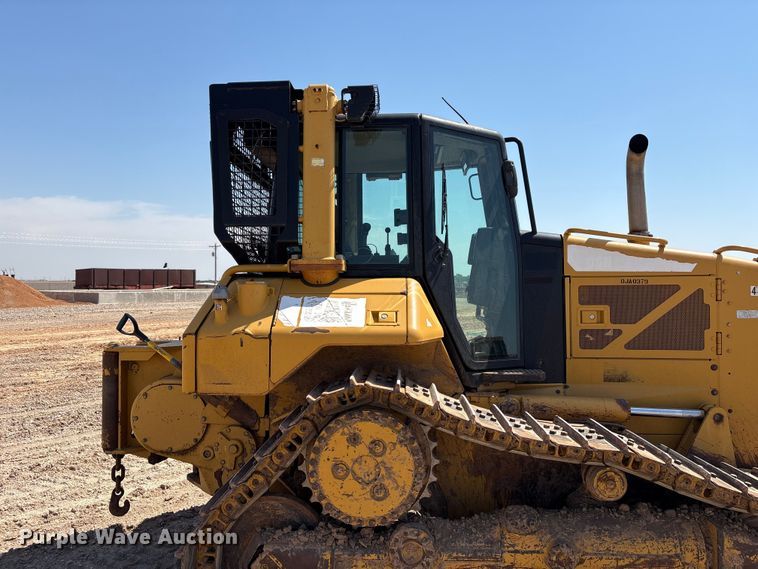 image for item EW4616 2007 Caterpillar D6N XL dozer
