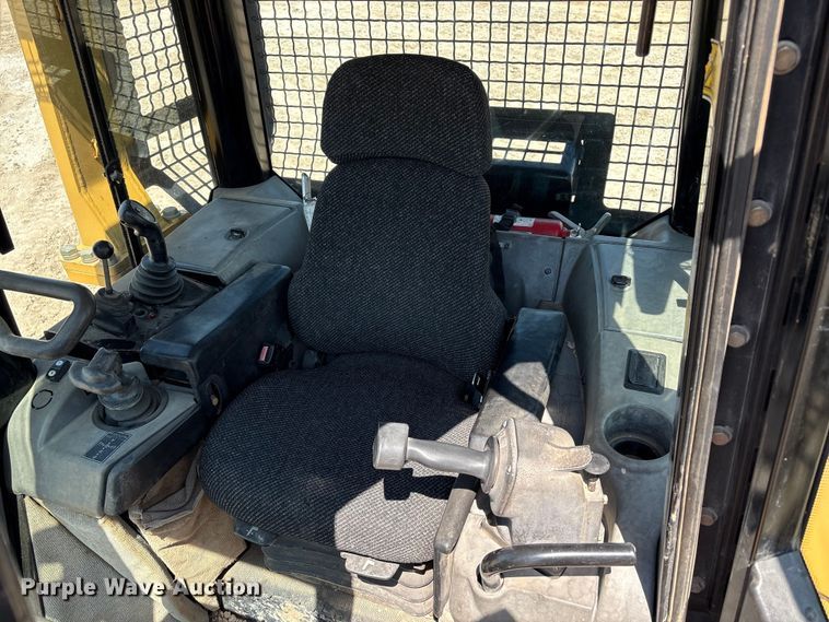 image for item EW4616 2007 Caterpillar D6N XL dozer