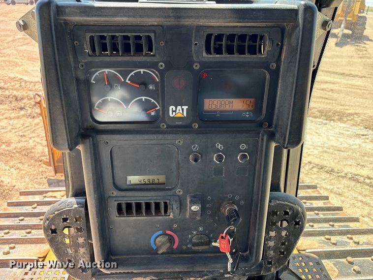 image for item EW4616 2007 Caterpillar D6N XL dozer