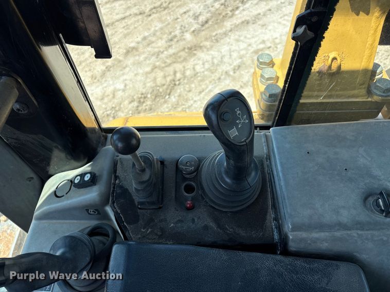 image for item EW4616 2007 Caterpillar D6N XL dozer