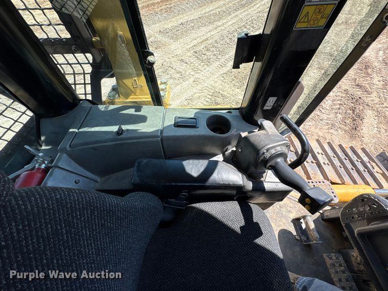 image for item EW4616 2007 Caterpillar D6N XL dozer