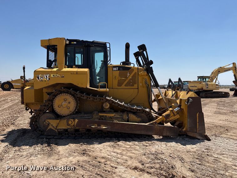 image for item EW4617 2012 Caterpillar D6T XL dozer