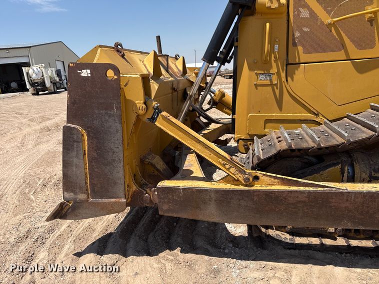 image for item EW4617 2012 Caterpillar D6T XL dozer