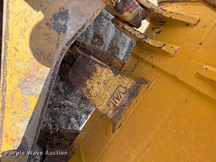 image for item EW4617 2012 Caterpillar D6T XL dozer