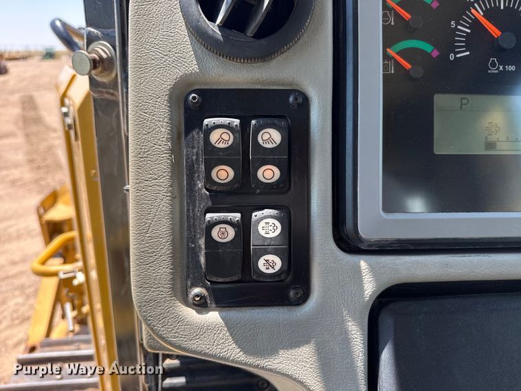 image for item EW4617 2012 Caterpillar D6T XL dozer